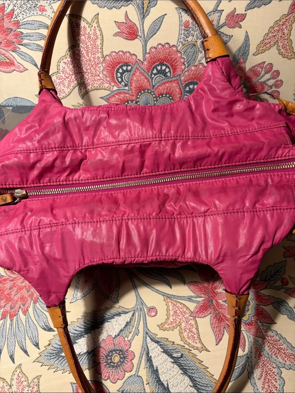 kate spade Hot Pink Quilted Hobo Shoulder Bag w/Tan Leather Trim 12”x9”x6” AS IS